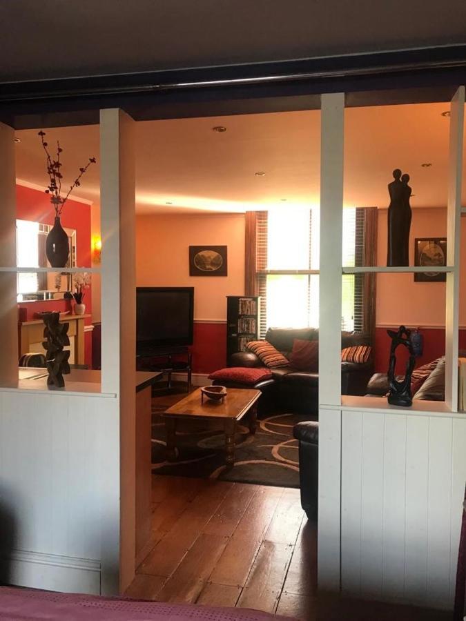 Bank Quay, Apartment